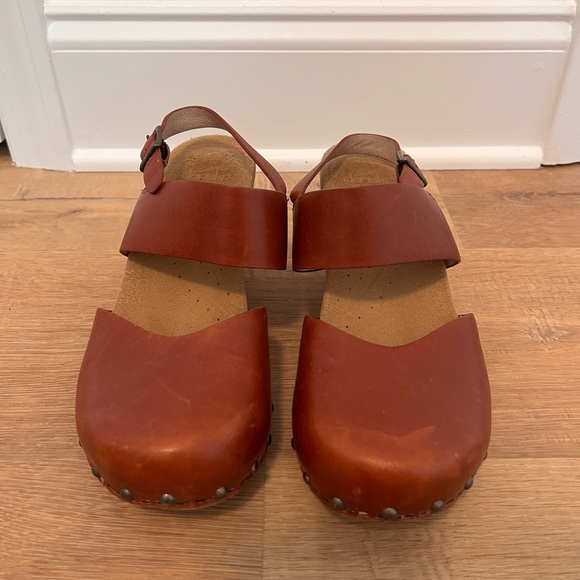 Dansko heeled clogs - Picture 1 of 2
